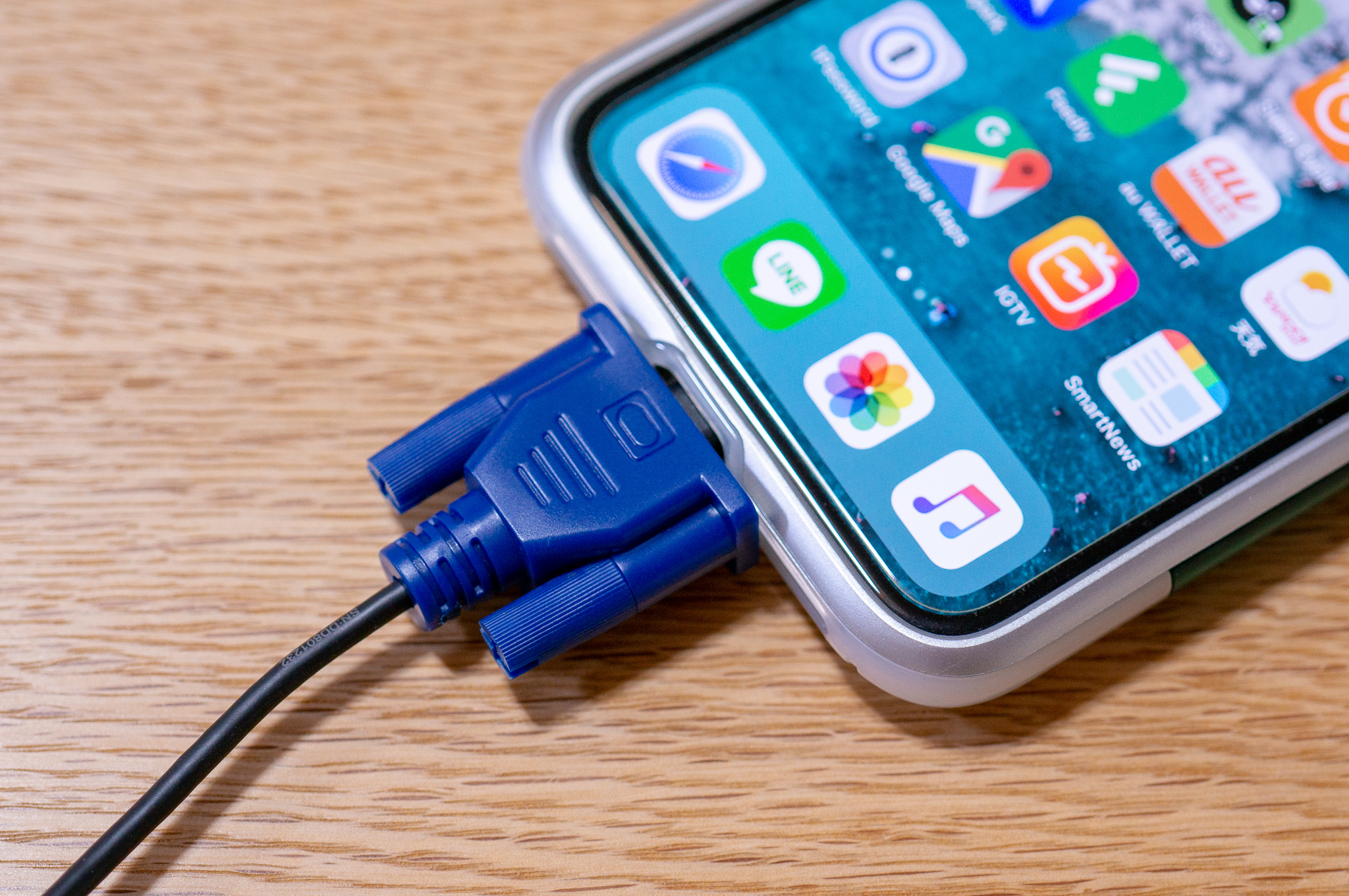 Iphoneにd Subコネクタ Lightningを保護するelecomのケーブルマニアをレビュー Makkyon Web