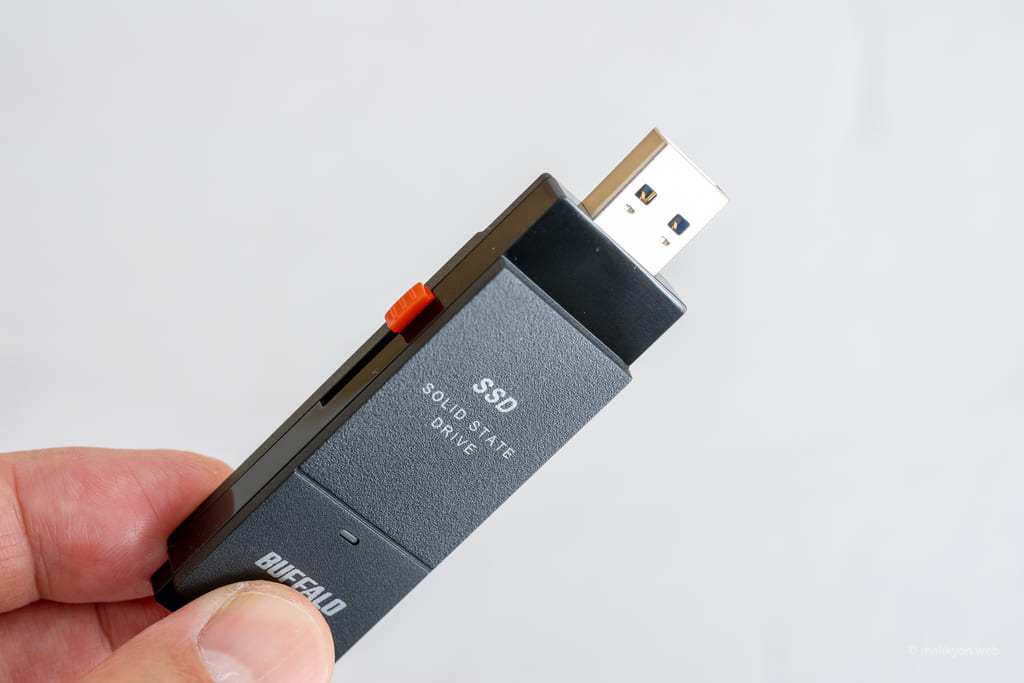 バッファロー SSD-PUT1.0U3-BKA レビュー／テレビの録画やPS4でも使える！USBメモリ型の小型軽量SSD！ | makkyon web