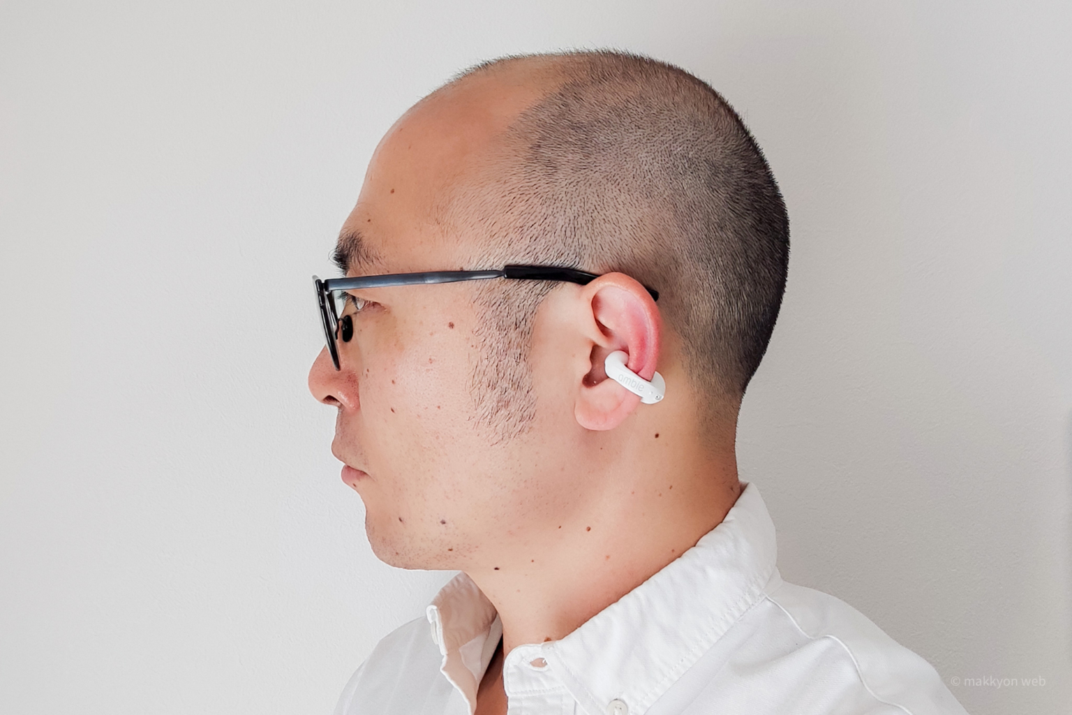イヤーカフがイヤホンに！？ambie sound earcuff AMTW01 レビュー／耳をふさがない完全ワイヤレスイヤホン