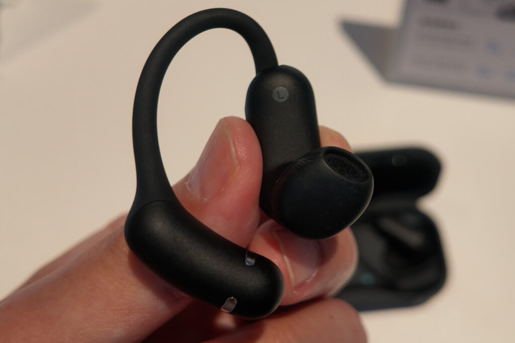 Soundcore AeroFit 2 Proは角度が調整できます