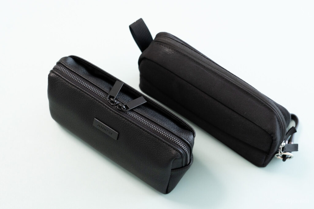 Anker Style PouchとKOKUYOのカバコを上から見たところ