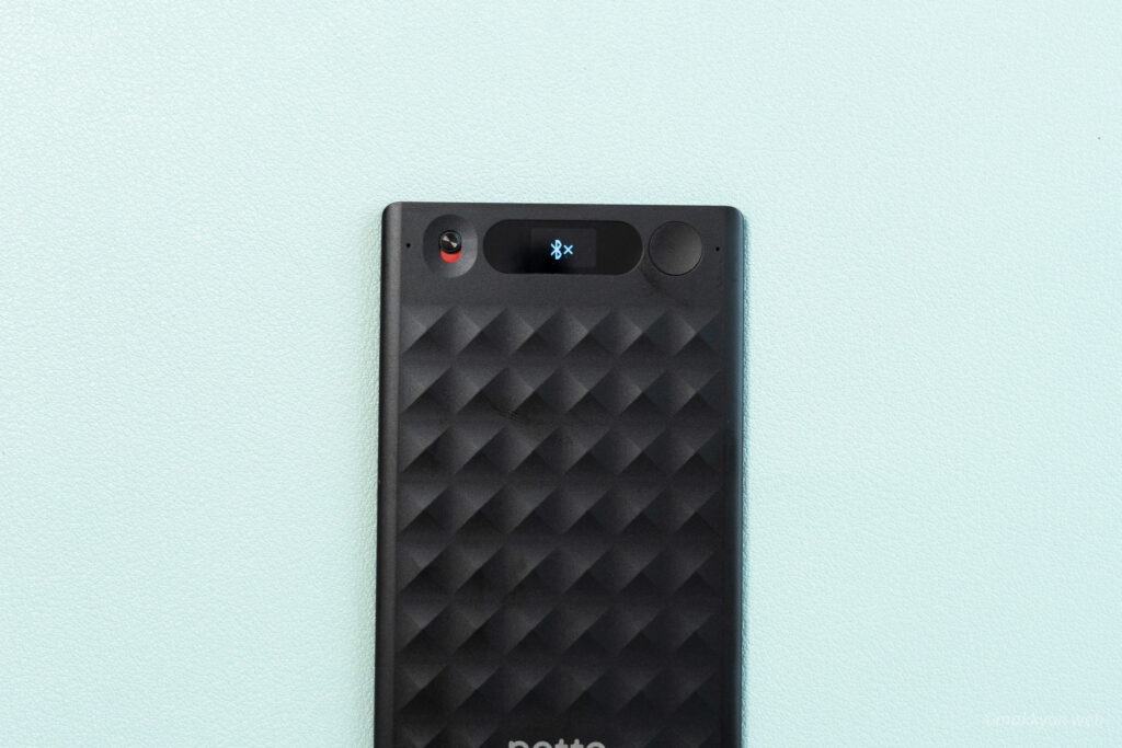 Notta Memo Type-C AIボイスレコーダーの画面にはBluetooth未接続の状態が表示される