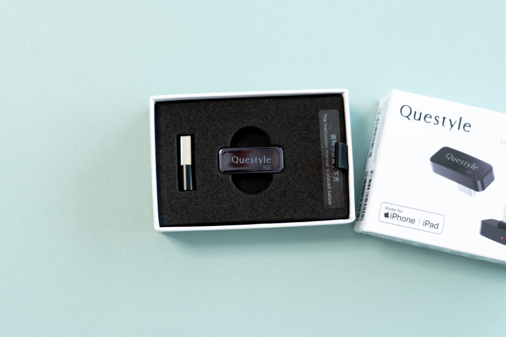 Questyle QCC Dongle Pro2のパッケージを開けたところ